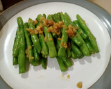 Foto langkah ke 3 dari resep Tumis Buncis Bawang Putih.