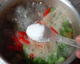 Foto langkah ke 5 dari resep Asem-Asem Daging dan Buncis.