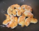 รูปขั้นตอนการทำที่ 4 ของ กุ้งผัดพริกสไตล์ญี่ปุ่น(エビチリ เอบิชิลลี่)