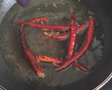 A picture of step 3 of Chile de Aceite (Salsa Macha) 🌶.