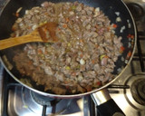 Foto del paso 3 de la receta: Empanadas de carne cortadas a cuchillo