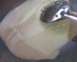 A picture of step 1 of Rava upma.