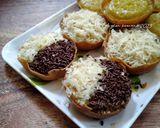 Foto langkah ke 6 dari resep Martabak Mini Ekonomis.