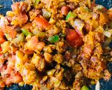 સીઝલિંગ સ્પાઈસી મસાલા પાઉં(sizzling spicy masala pav in Gujarati) રેસીપી સ્ટેપ2ફોટો