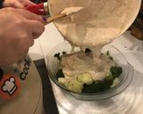 Foto del paso 5 de la receta Gratín de brócolis y coliflor en salsa de atún