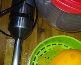 صورة لخطوة 2 من وصفة عصير البرتقال 🍊 والموز 🍌