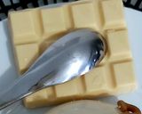 Une image de l'étape 1 de Flan healthy chocolat blanc au cœur beurre de cacahuètes.