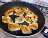 A picture of step 4 of Osaka Gyoza.
