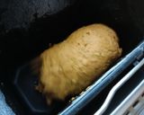 Foto del paso 1 de la receta: Pan con tomate y queso (sabor a pizza)