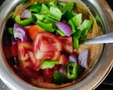 A picture of step 2 of Kadai Paneer.
