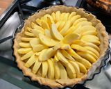 Une image de l'étape 6 de Gâteau façon tarte aux pommes et prune.
