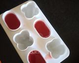 A picture of step 3 of Watermelon popsicle.