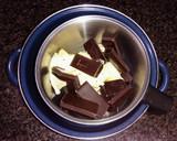 Foto del paso 1 de la receta: Galletas de Chocolate con Cocktail de Frutos secos