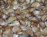 A picture of step 1 of Chilli garlic oil.