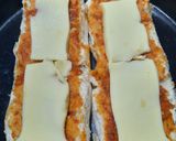 Foto del paso 3 de la receta: Pizza de pan (no hubo ganas de amasar)