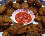 Moong Daal Fritters with Purslane Leaves recipe step 2 photo