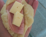 Foto del paso 2 de la receta: Papas rellenas con queso y jamón
