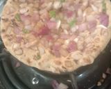 A picture of step 4 of Kadhai Onion Roti.