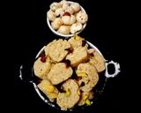 A picture of step 6 of Makhana Barfi.