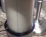 A picture of step 2 of Yummy banana apple and cashews shake iftar special.