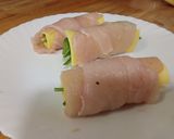 Foto del paso 3 de la receta: Rollitos de pollo rellenos de espinaca fresca y queso vegano