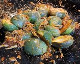 Foto langkah ke 4 dari resep Sambalado Terong Bulat Ikan Asin Teri.