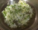 Foto del paso 1 de la receta: Fideuá negra con sepia