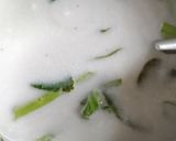 Foto langkah ke 2 dari resep Mawar Lapis Tepung Beras.
