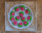 A picture of step 6 of Christmas Wreath Cupcakes.