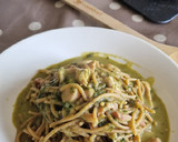 Foto del paso 5 de la receta: Spagetti- cremoso de pesto con pollo y Bacon