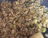 Foto del paso 4 de la receta: Berenjena rellena de soja con setas y bechamel de albahaca #glutenfree #sin lactosa # vegano