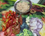 Foto langkah ke 1 dari resep Tumis buncis tauge saos tiram.