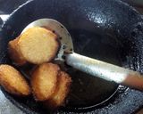 পাউরুটির টক ঝাল মুচমুচে বিঙ্কুট (paurutr tok jhaal muchmuche biscuit recipe in Bengali) রেসিপির ধাপ 2 ছবি