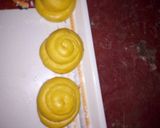 A picture of step 3 of Pumpkin chapati.