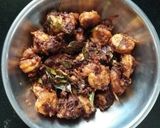 A picture of step 2 of Spicy Prawns fry.