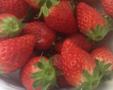 Foto del paso 1 de la receta: Gelatina Mosaico  de corazón Con Leche de Coco y Gelatina de Fresas!!!