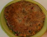 Une image de l'étape 4 de Galette de fanes de carottes, poivrons et emmental.