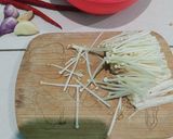 Foto langkah ke 1 dari resep Tumis tempe enoki.
