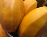 Gambar langkah 1 resipi Mango Shake.