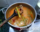 A picture of step 6 of Besan Gosht wali Sojni ki Kadhi.