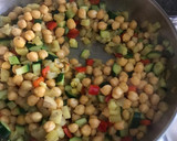 Foto del paso 3 de la receta: Garbanzos con quinoa y verduras