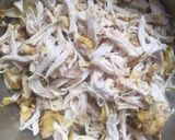 Foto langkah ke 3 dari resep Ayam Suwir Kemangi.