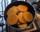 Foto del paso 1 de la receta: Budín tricolor de acelga, calabaza y ricota