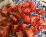 Foto del paso 1 de la receta: Tomate trinchado con hueva ¡cenas de verano!