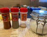 Foto del paso 1 de la receta: Pechuga de pollo en salsa roja con macarrones 🍗🍝
