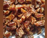A picture of step 1 of Khajoori nutty roll.