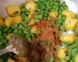 A picture of step 1 of Aloo Beans Bhaja.