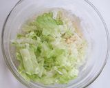 Foto del paso 3 de la receta Buñuelos de cebolla y lechuga
