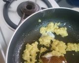A picture of step 5 of Aloo halwa.
