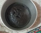 A picture of step 5 of Bourbon biscuits cake.